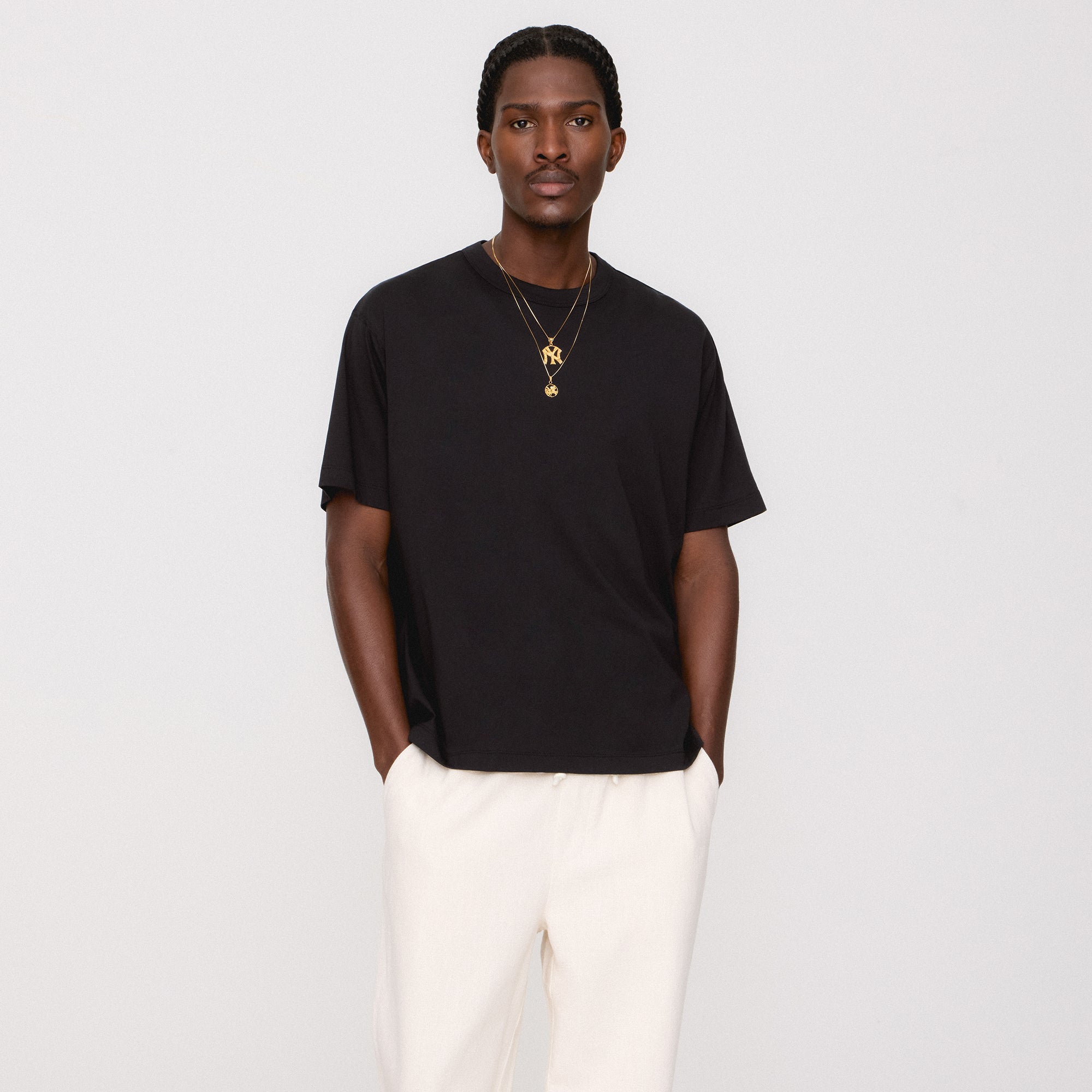 &Kin Pima Jersey Alex Boxy Tee - Black - Image 2