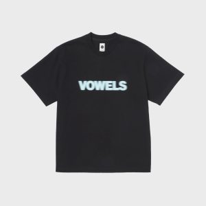 vowels Blur Tee - Black
